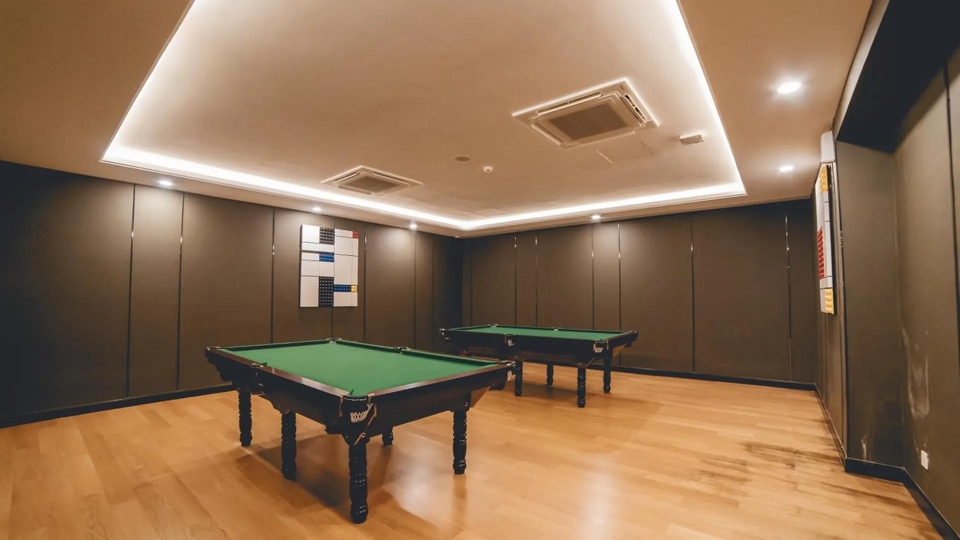 R&F Ebon Elegance 1Br Studio 5Mins Ciq By Our Stay Johor Bahru Apartment