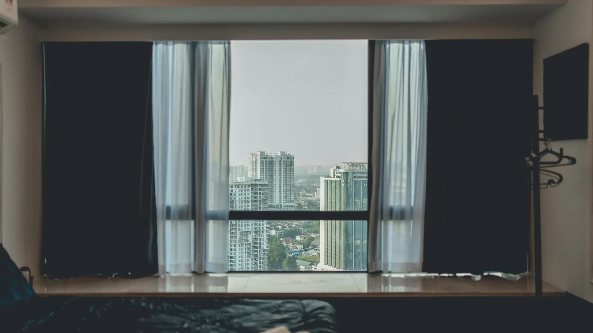 R&F Ebon Elegance 1Br Studio 5Mins Ciq By Our Stay Johor Bahru Malaysia
