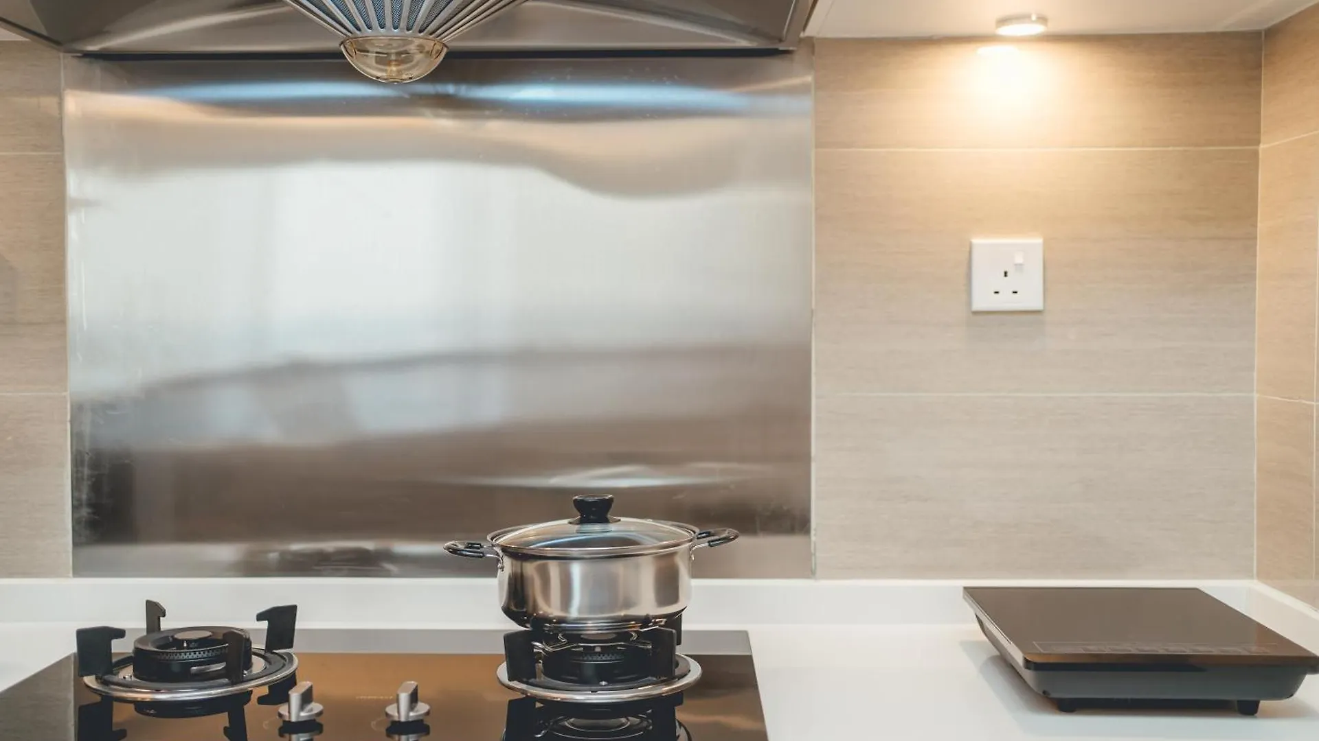 R&F Ebon Elegance 1Br Studio 5Mins Ciq By Our Stay 조호르 바루 아파트