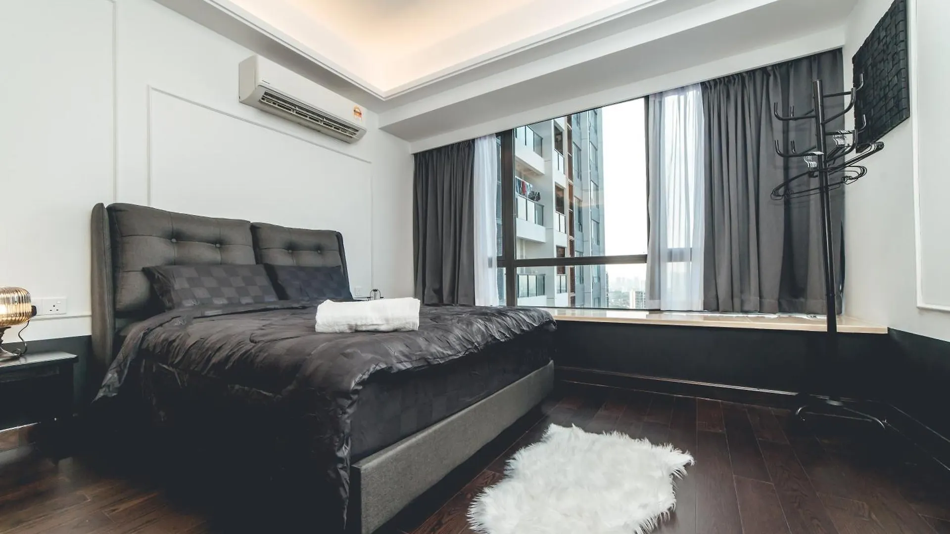 R&F Ebon Elegance 1Br Studio 5Mins Ciq By Our Stay Johor Bahru 0*,  Malaysia