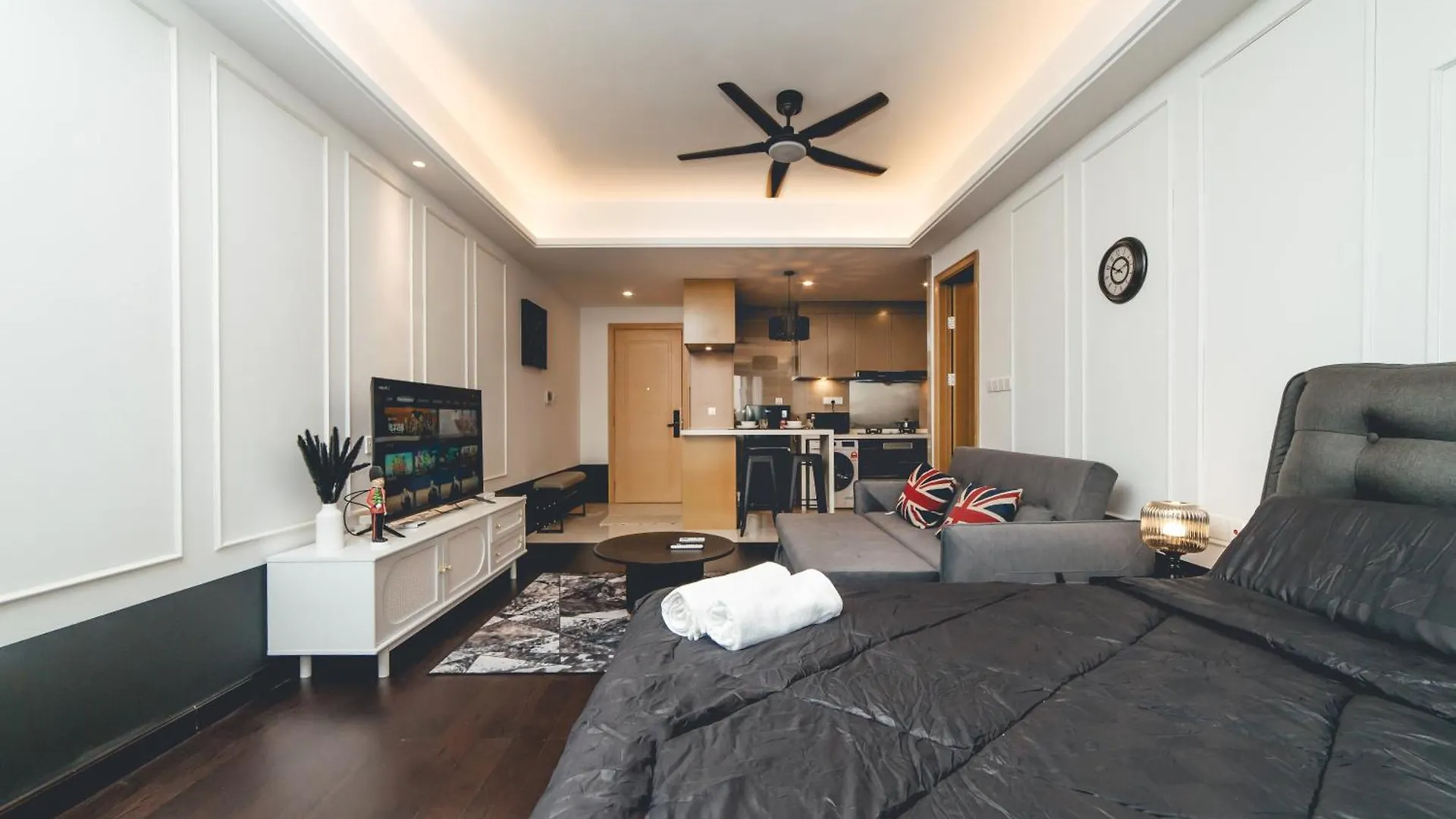 R&F Ebon Elegance 1Br Studio 5Mins Ciq By Our Stay Johor Bahru 0*,  Malaysia