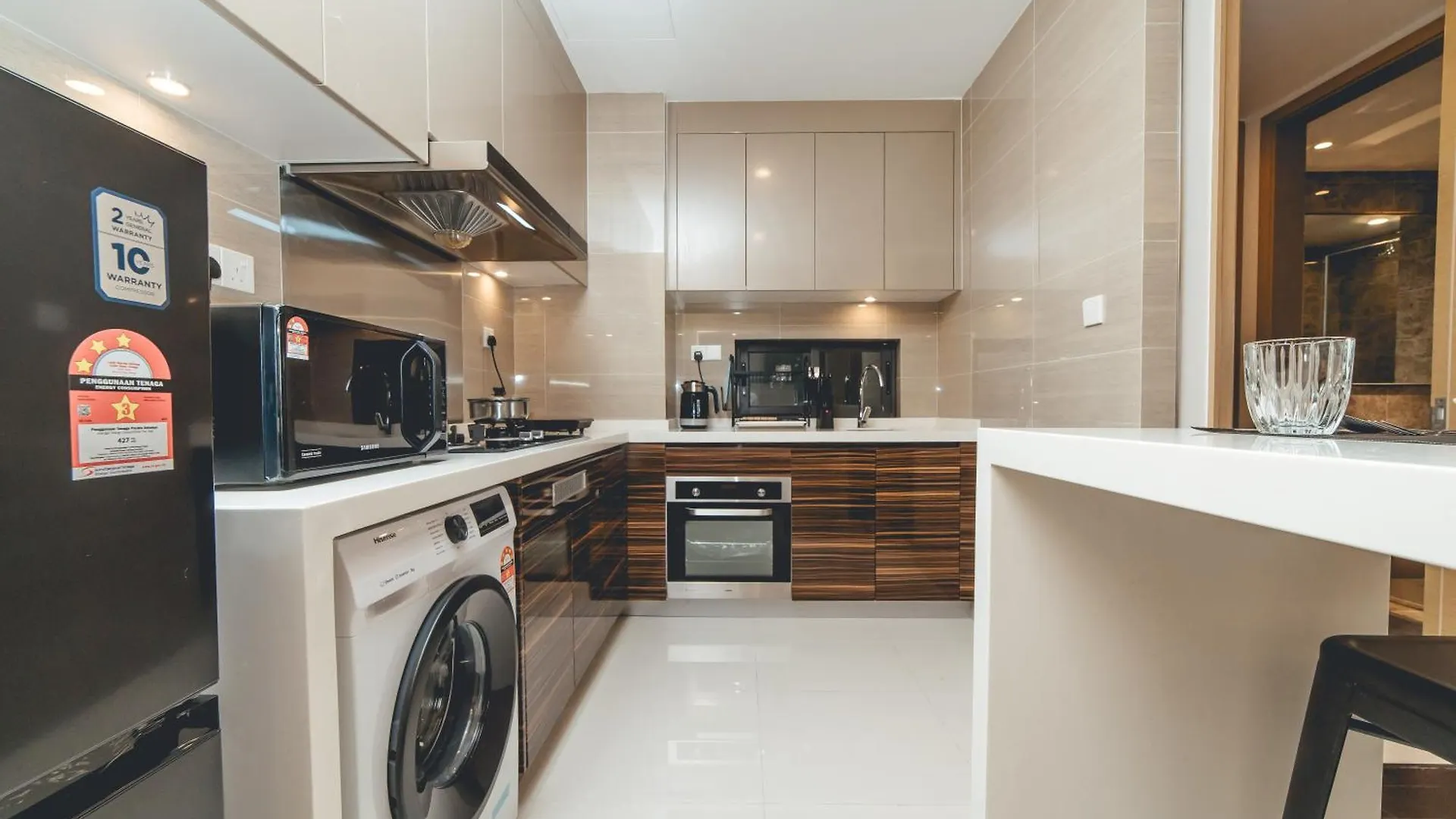 Apartment R&F Ebon Elegance 1Br Studio 5Mins Ciq By Our Stay Johor Bahru Malaysia